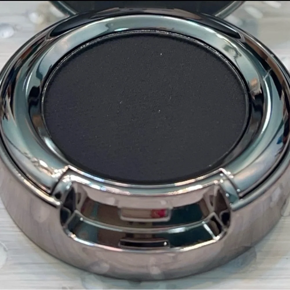 VAULTED FORMULA ~ Urban Decay ~ ‘BLACKOUT’ Eyeshadow Single ~ VERY RARE, & HTF